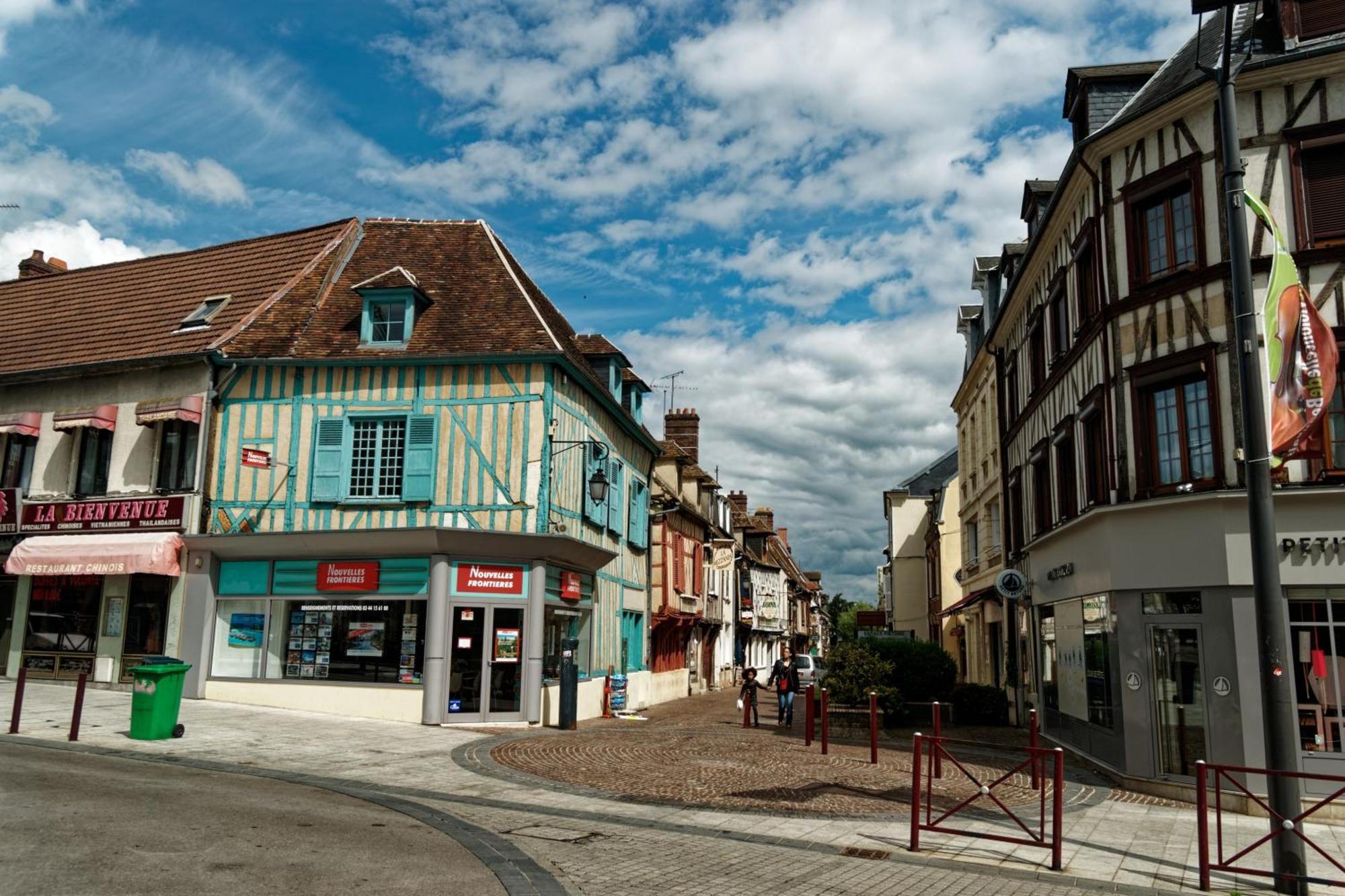Apartmán Duplex Cosy Avec Netflix & Amazon Prime Beauvais Exteriér fotografie