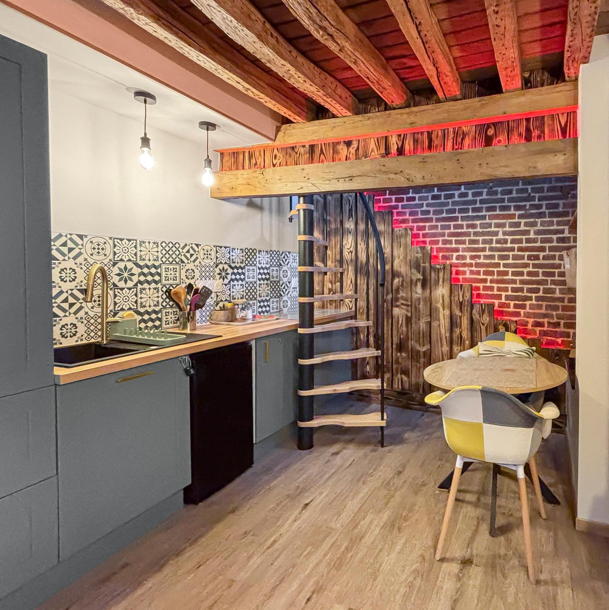 Apartmán Duplex Cosy Avec Netflix & Amazon Prime Beauvais Exteriér fotografie